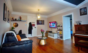 Sweet Nina Jazz Appartement pour 5 voyageurs, situé à la Place de la République, avec parking et lit queen size